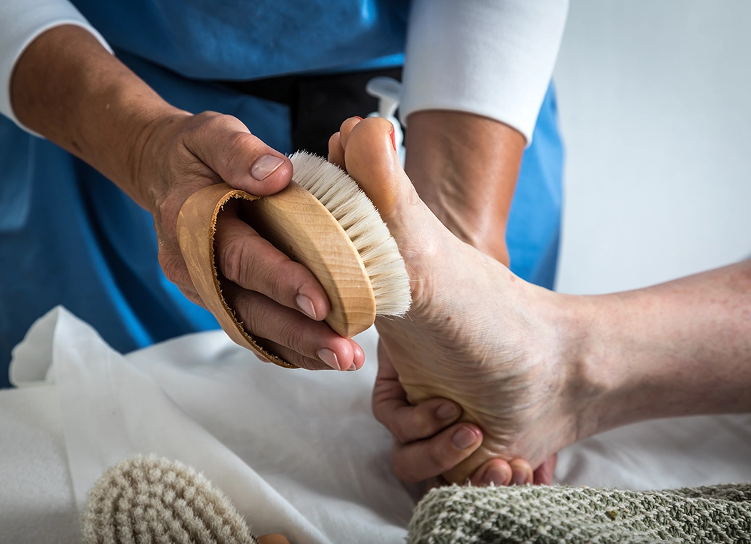 Abhyangha massage